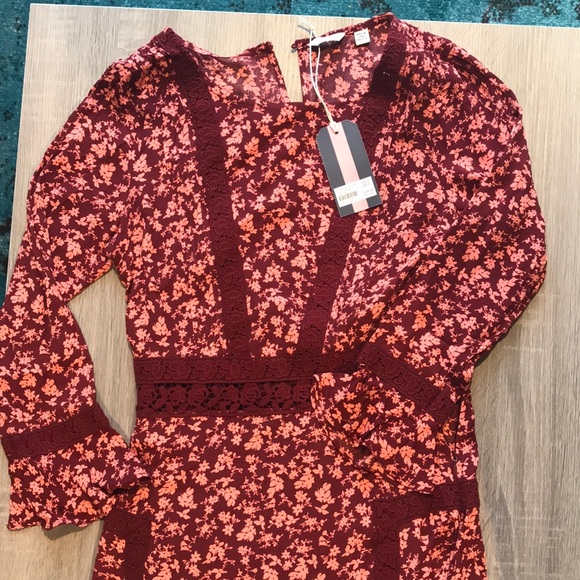 Jack Wills Daybrook Printed Lace Dress - Picture 2 of 6